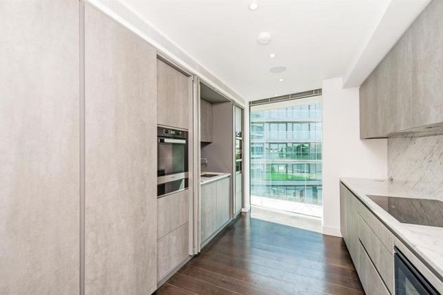 Flat for sale in Parr's Way, Hammersmith
