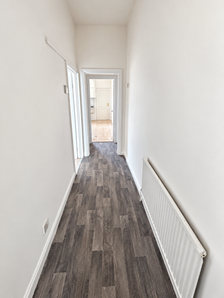 405 Castleford Road, Normanton photo 2
