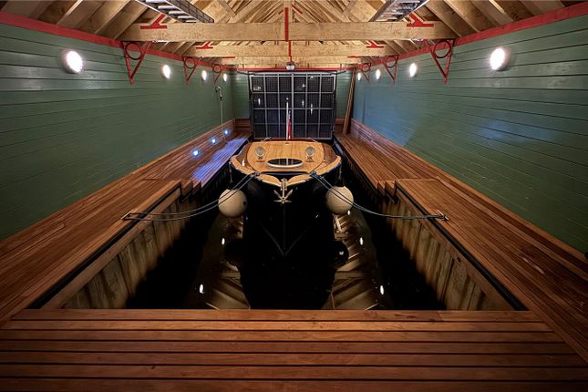 Wet Boathouse