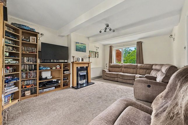 5 White Horse, Faringdon photo 4