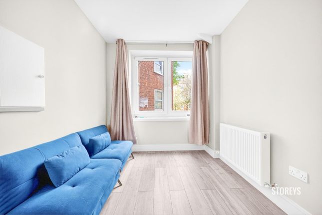 Flat 5, Tompion House, Percival Street, London photo 3
