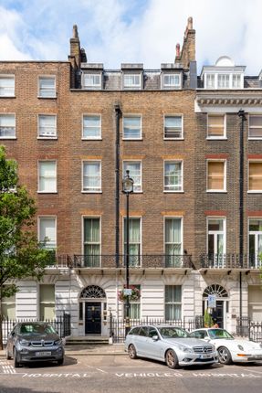 Town house for sale in Devonshire Place, London