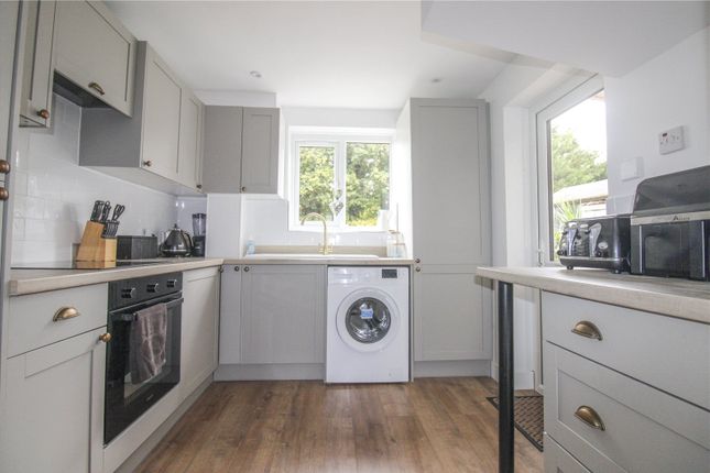 10, Avonvale Road, Wiltshire photo 4