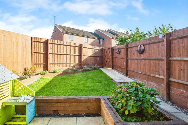 7, Station Road, Kettering photo 3