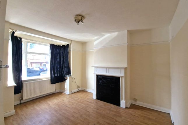 126 Birkbeck Avenue, Greenford photo 3