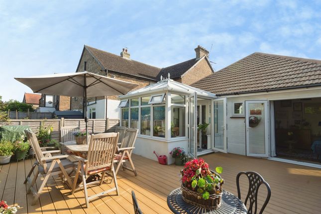 28a, Links Avenue, Bognor Regis photo 3