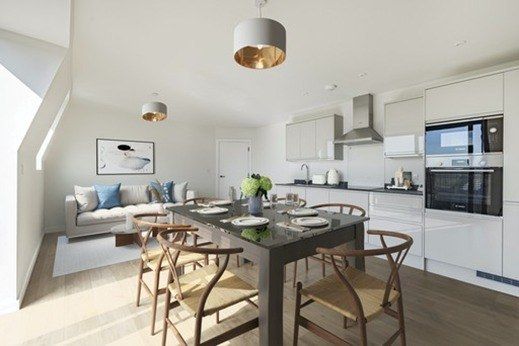 .Stylish One-Bedroom Apartment With Balcony In Prime Raynes Park Location