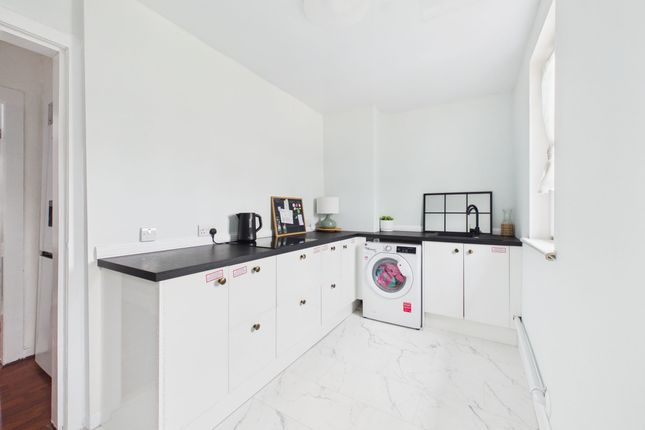 80 Carlisle Road, Lanark photo 4