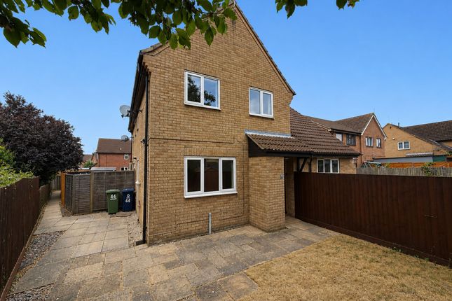 2-bed house on 44 Stanch Hill Road, Huntingdon, £180,000