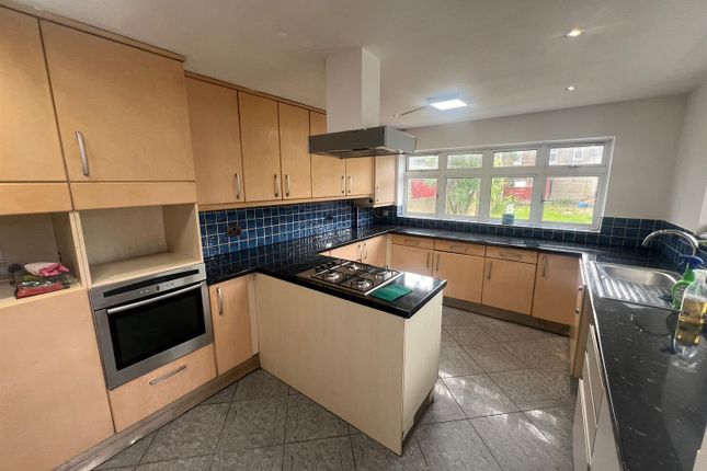 26, Ranelagh Road, Wembley photo 5