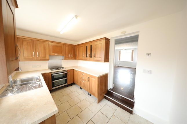 Terraced house for sale in Hotham Road South, Hull