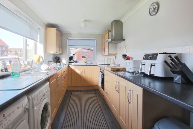 34, Pilmar Lane, Hull photo 3