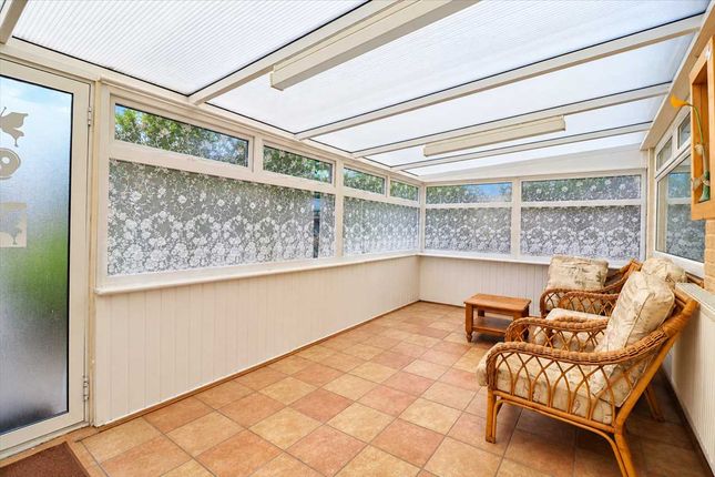Woodbridge Grove, Clacton on Sea photo 4