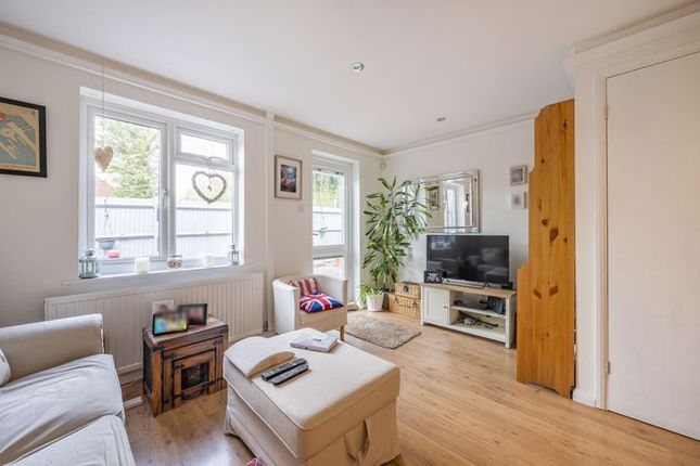 End terrace house for sale in Hill View, Whyteleafe