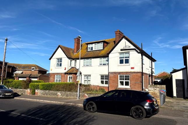 Cliff Road, Birchington photo 2