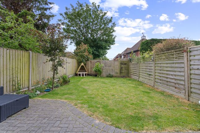 25 Priors Acre, Chichester photo 4