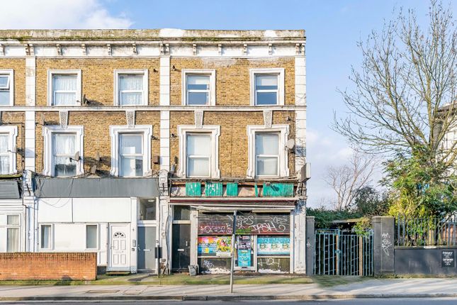2, Sunderland Road, London photo 3