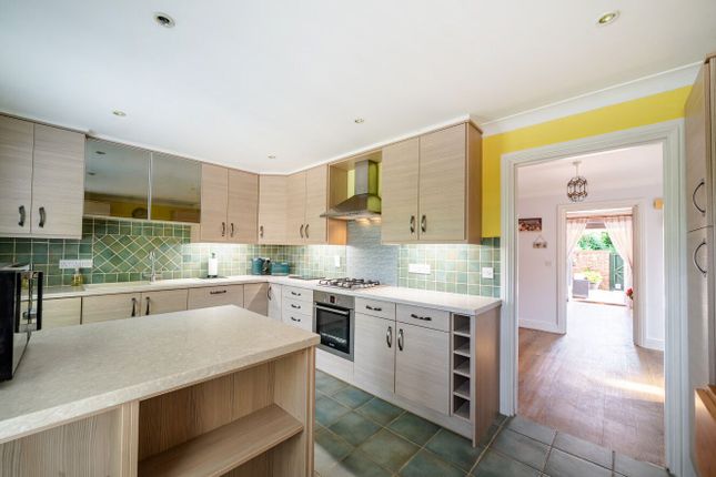 8, Moorlands Road, Verwood photo 3