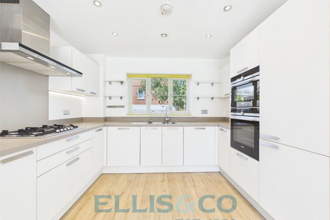 28, Woodland Road, Sevenoaks photo 2