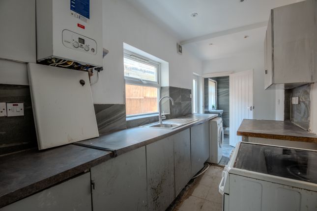 57, Bushbury Lane, Wolverhampton photo 4