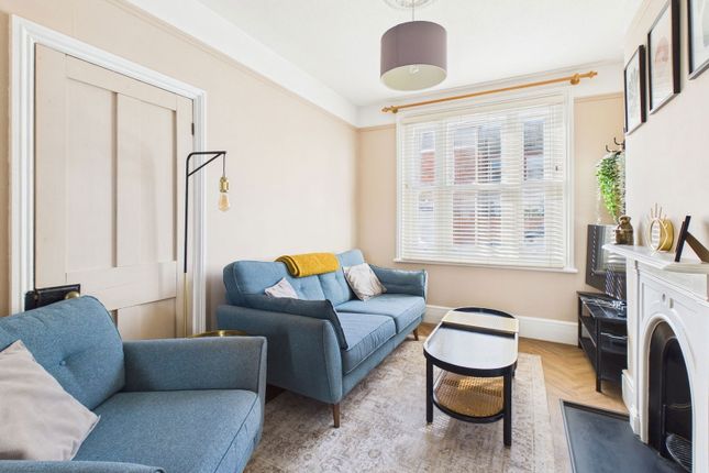 3 Thorley Terrace, Milton Road, Heene photo 4