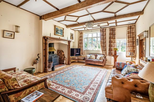 Sitting Room1.Jpg