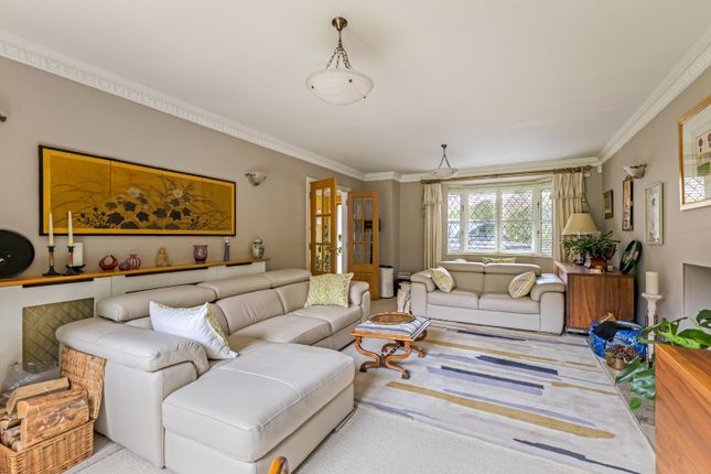 2, Blackmore Manor, St. Albans photo 3
