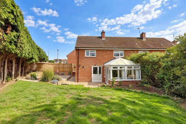 3-bed semi-detached on 14, Glebe Road, Newent, £249,950