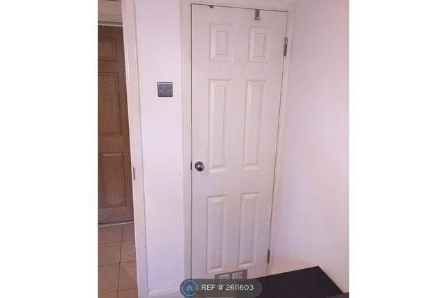 Bedroom 3 Wardrobe