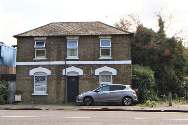 Thumbnail Commercial property for sale in Station Road, Waltham Abbey