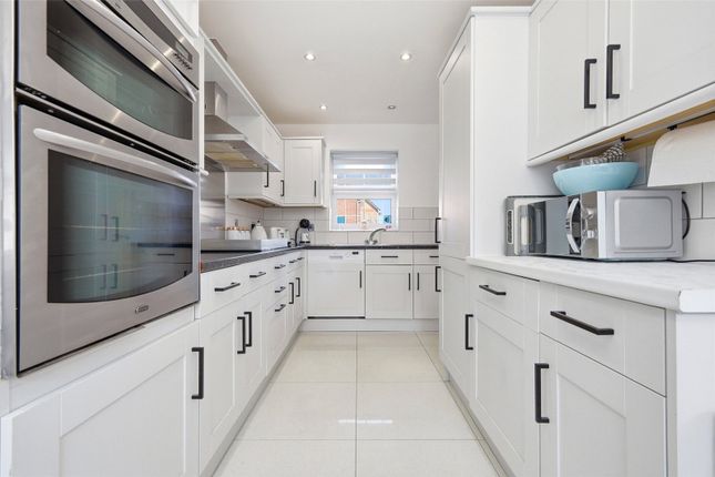 100, Alexandra Road, Southend-on-Sea photo 3