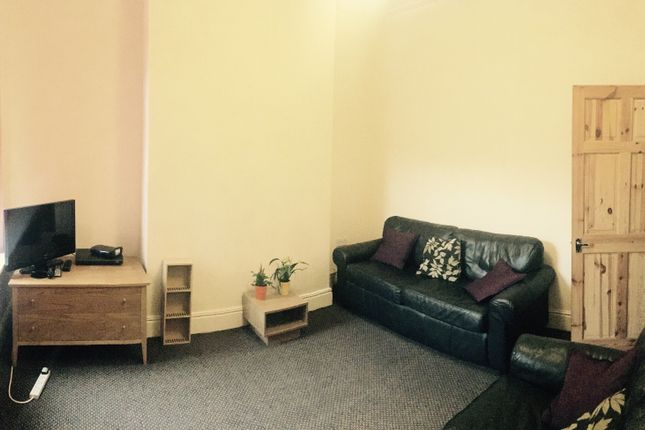 Terraced house to rent in Langton Road, Wavertree, Liverpool, Merseyside