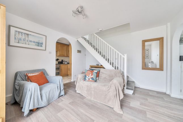 80, Springford Gardens, Southampton photo 3