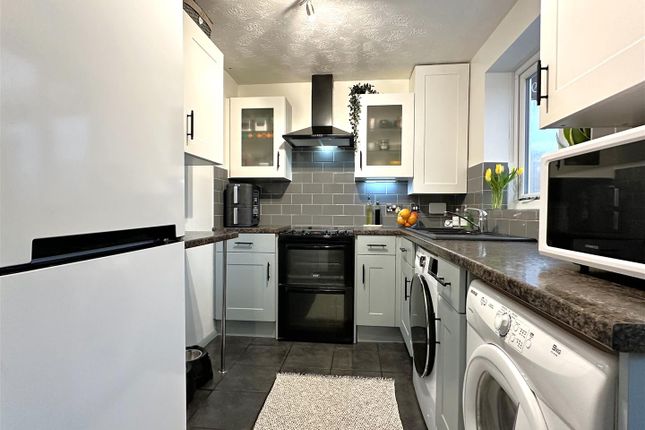 7, Clarks Lane, Newark photo 4