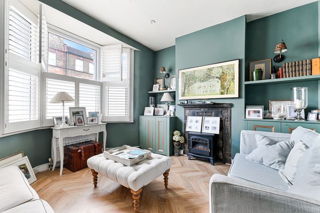448, Garratt Lane, London photo 4