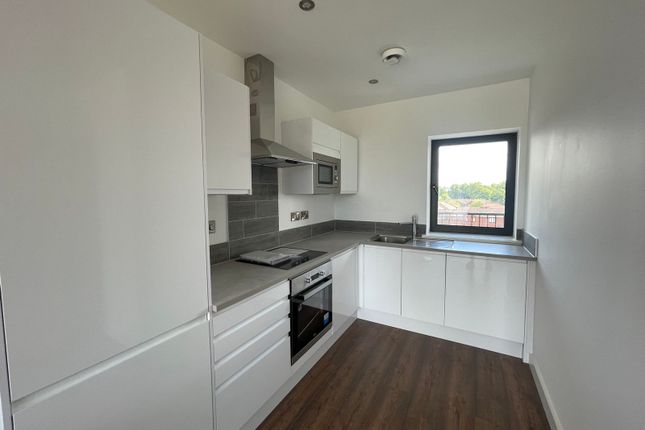 Apartment 46, Crossbank Apartments, Salford photo 4