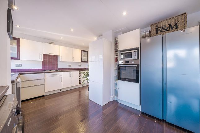 End terrace house for sale in Sopwith Close, Kingston Upon Thames