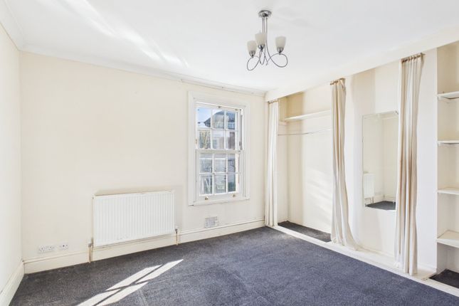 143, London Road, Surrey photo 4