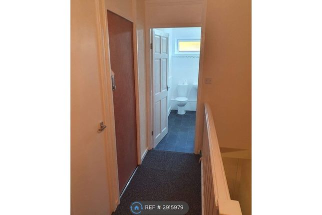 Tyndall Walk Bun, Bartley Green Birmingham photo 2