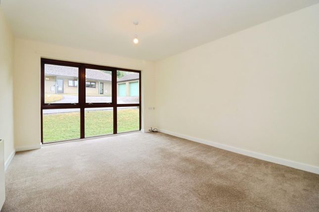 38 Goldcrest House, Lifestyle Village, High Street, Old Whittington photo 4