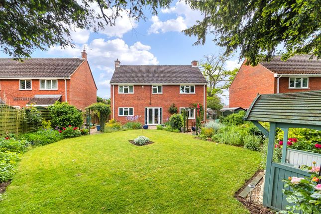 3 Rectory Close, Shefford photo 4