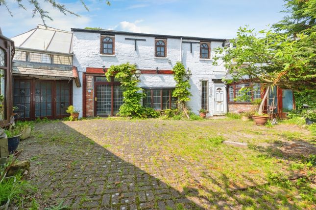 3-bed house on Priory Lodge,, Priory Road, Clacton-on-Sea, £240,000