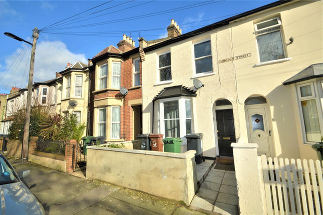 Lincoln Street E11