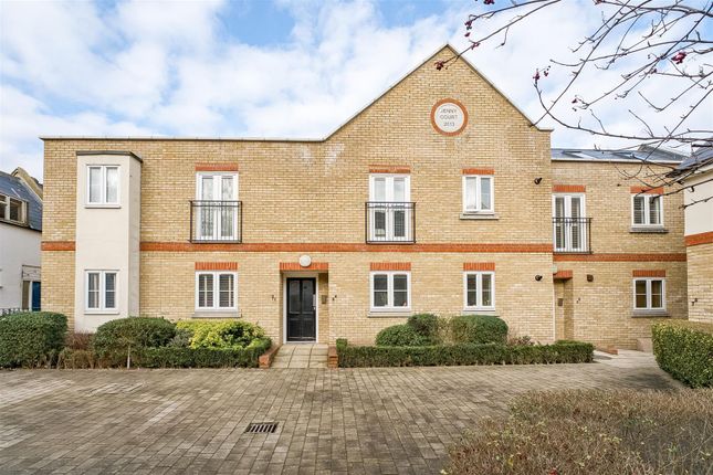 Thumbnail Flat for sale in Stables Row, Wanstead