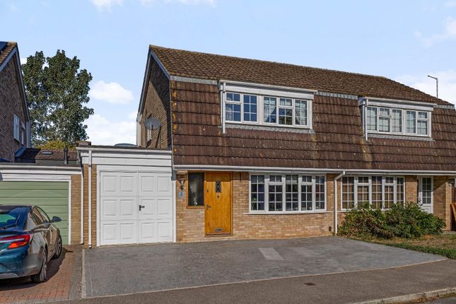 2, Smithers Close, Tonbridge photo 2