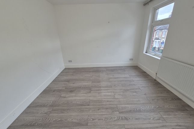 49, Brock Road, London photo 2
