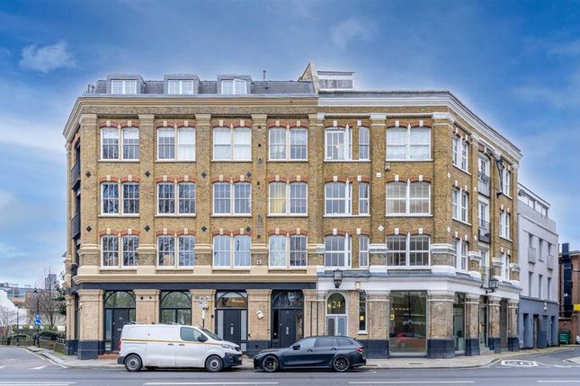 Thumbnail Flat to rent in Marshalsea Road, London