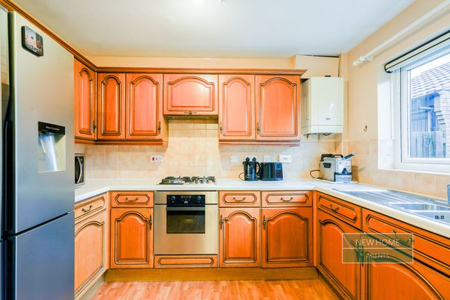 15, Blenheim Close, Blackburn photo 3