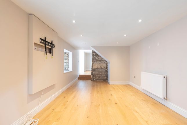 Archers Cottage, 10a, High Street, Cheltenham photo 5