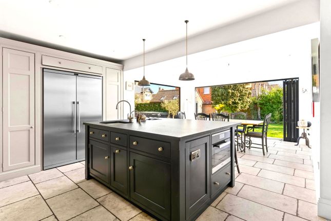 Mount Lodge, 226 Springfield Road, Chelmsford photo 2